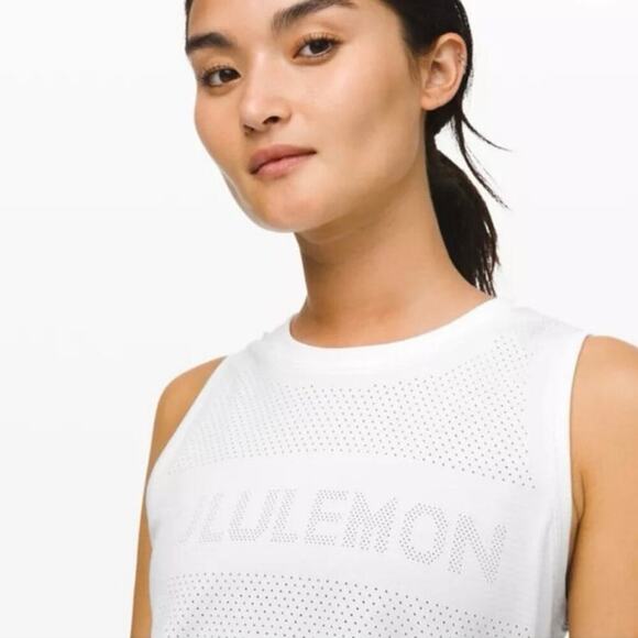 Lululemon Breeze By Muscle Crop Tank Top Off White Light Gray Women’s Size 6 - Picture 6 of 7